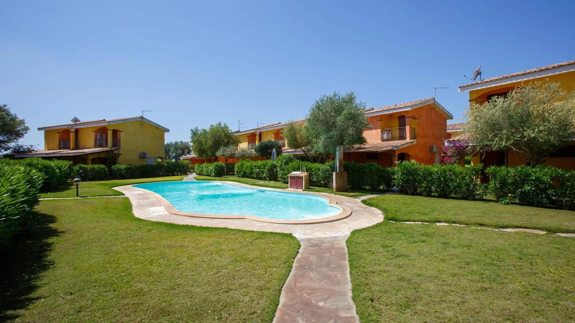 Villa Mama Con Piscina Condominiale, Giardino E Barbecue SantʼAnna Arresi